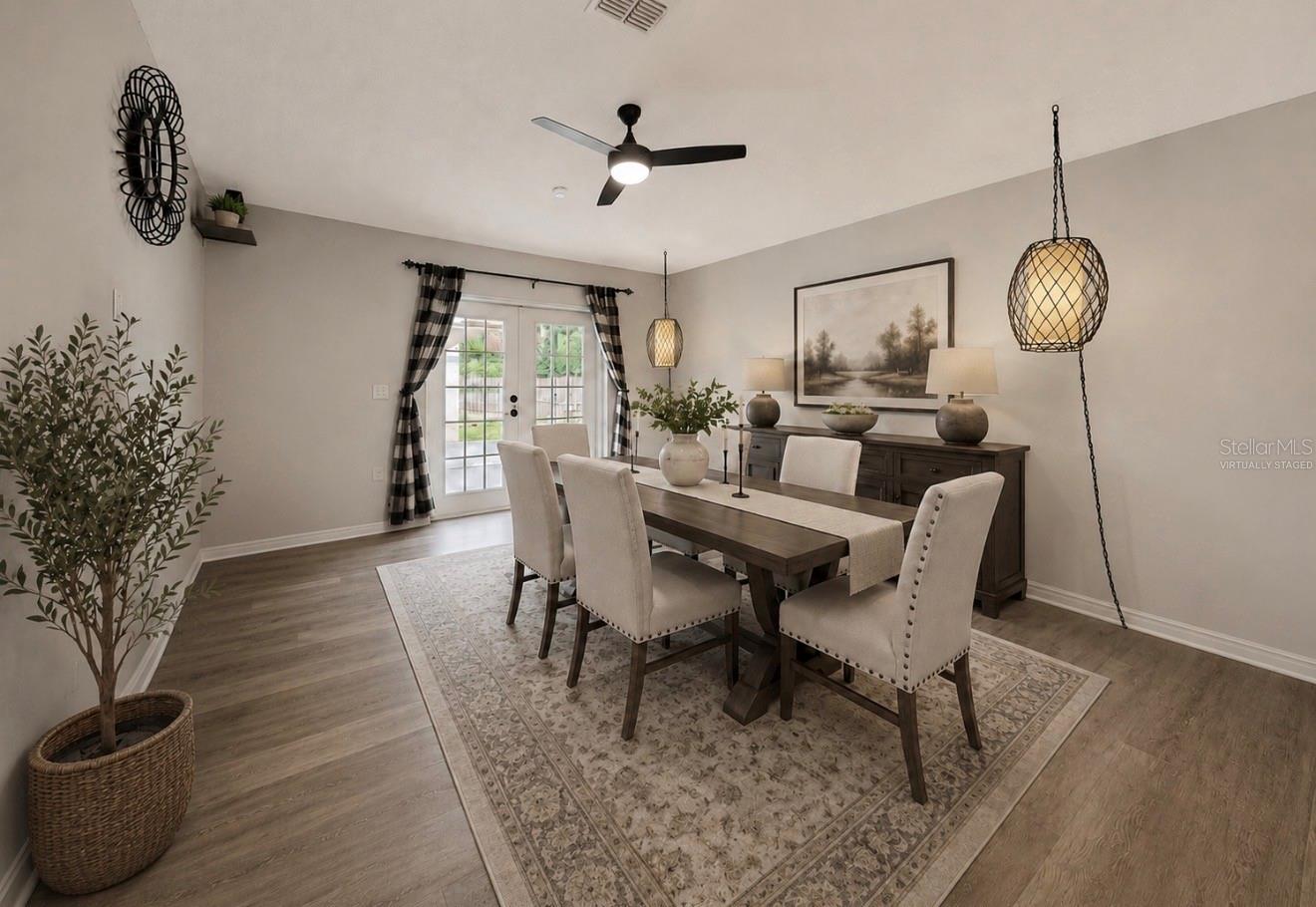 Versatile Flex Room - virtually staged reflecting it used as a dining room