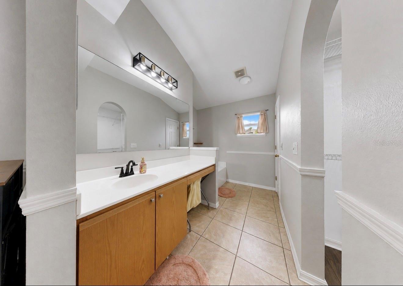 En Suite Bathroom
