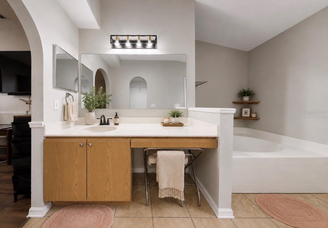 En Suite Bathroom - Virtually Staged