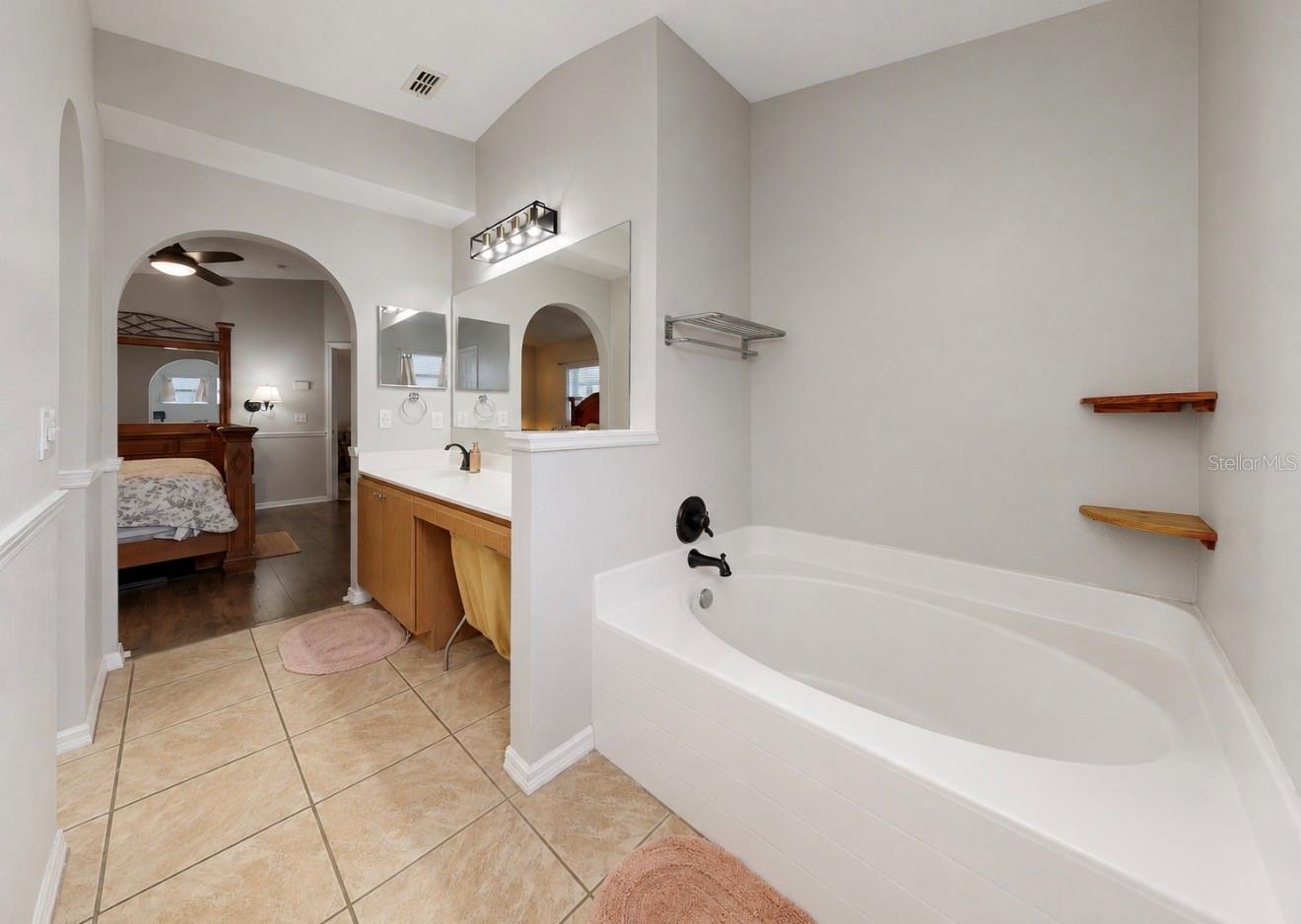 En Suite Bathroom