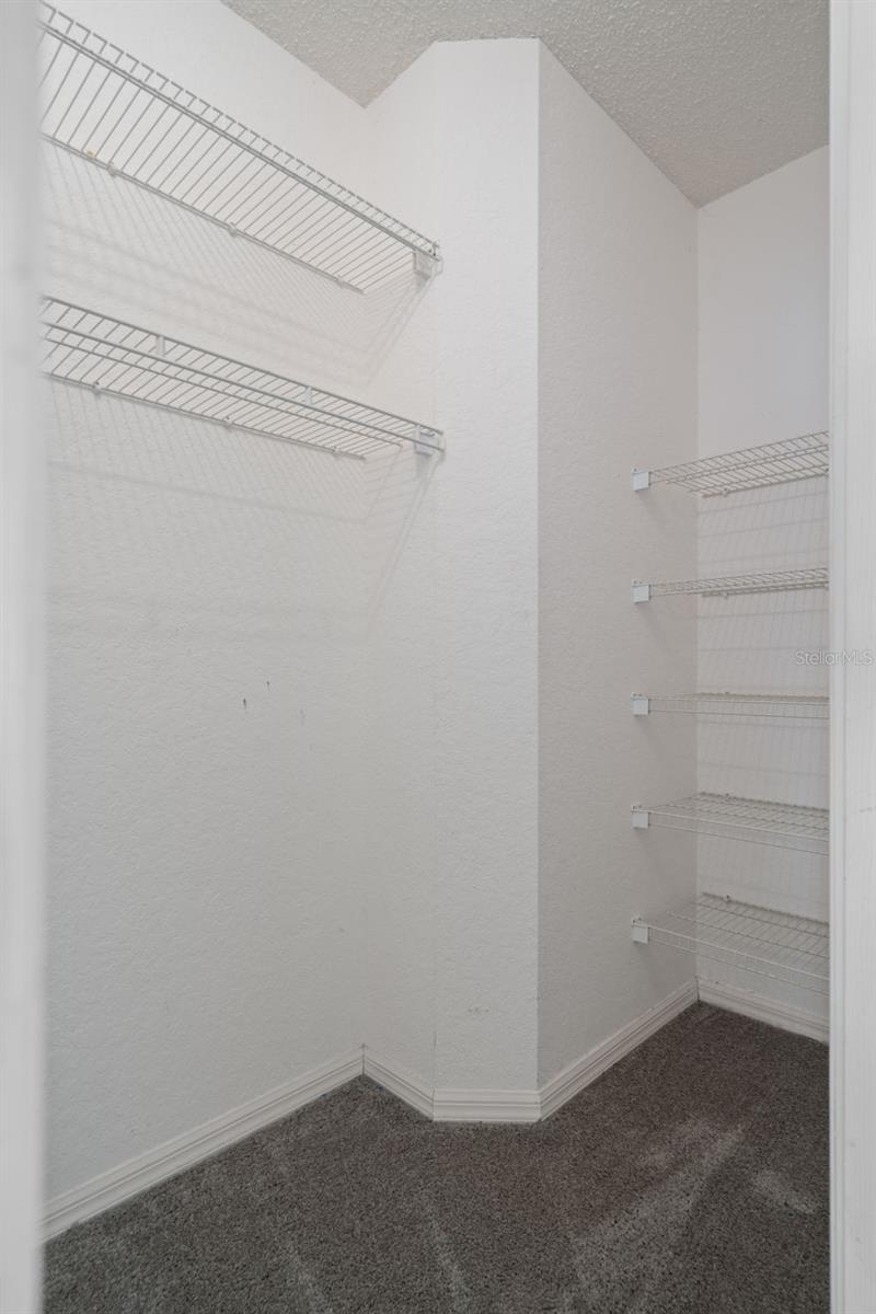 Walk in closet 1