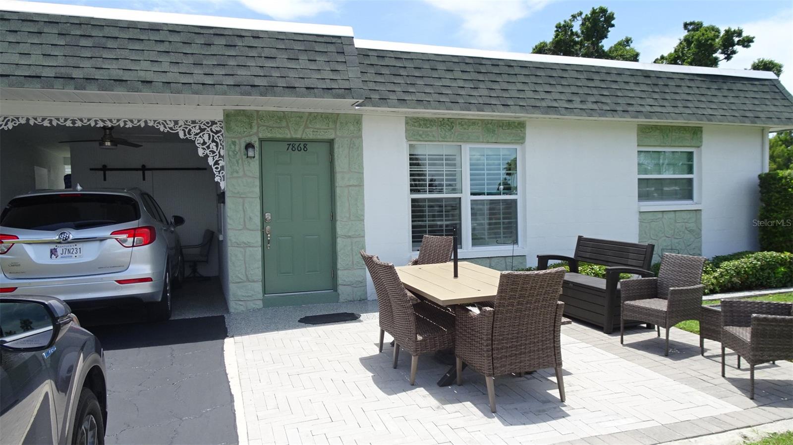 Private front yard patio.