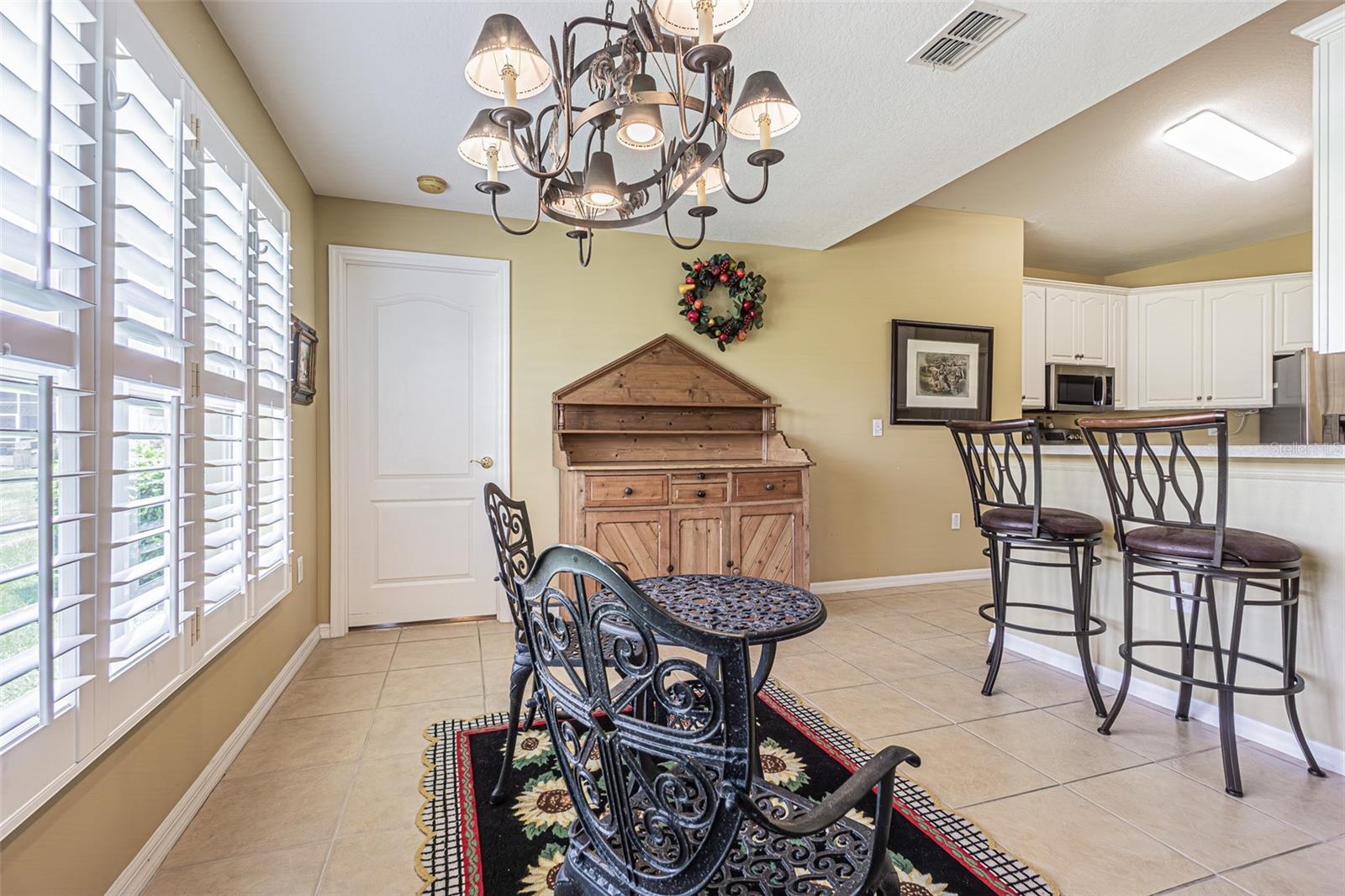 Breakfast nook