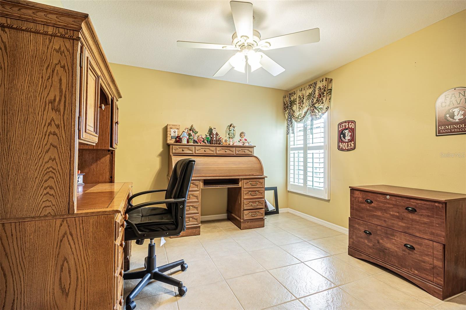 Secondary bedroom set up as office