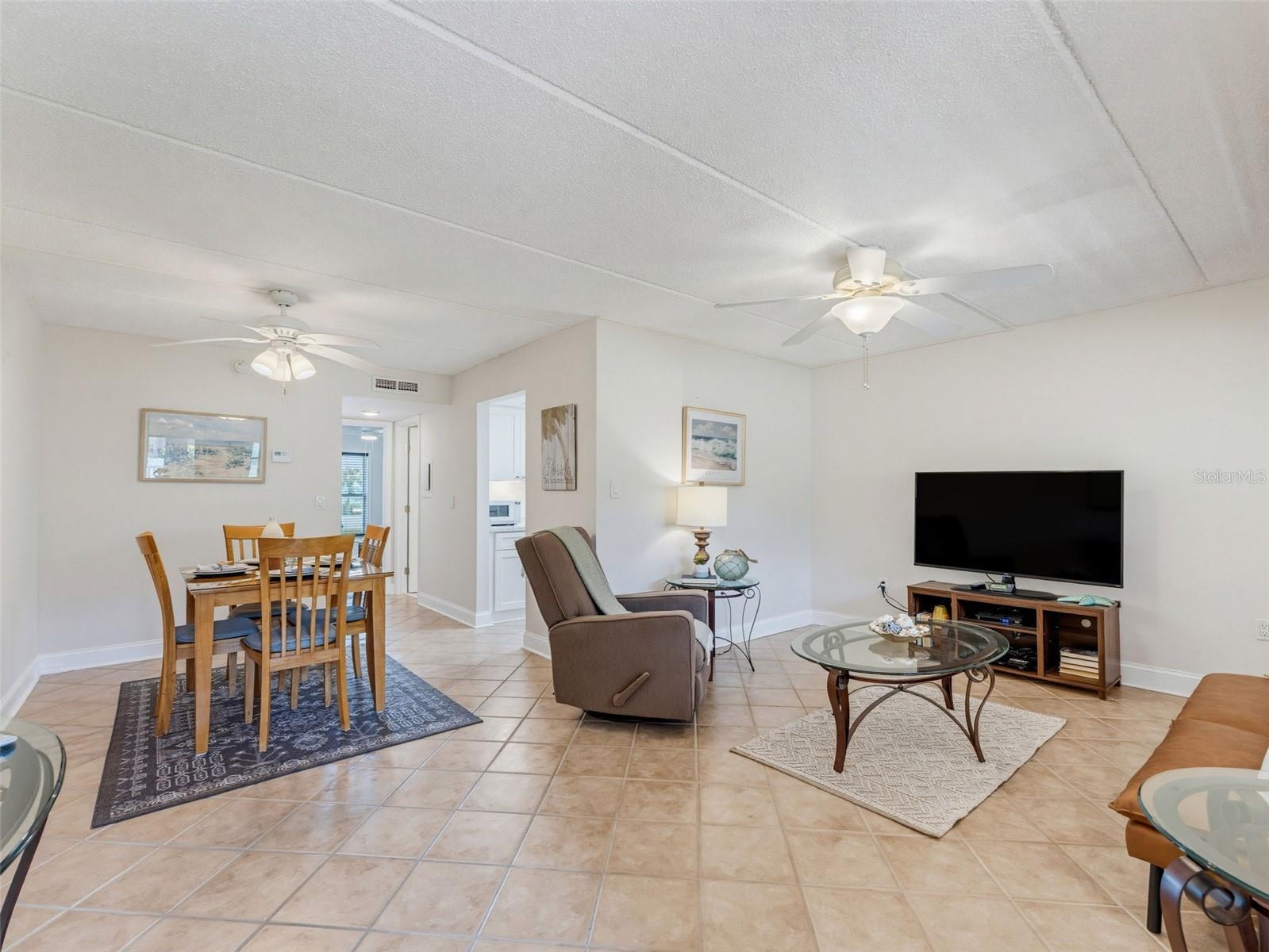 Dining room table and area rug included.