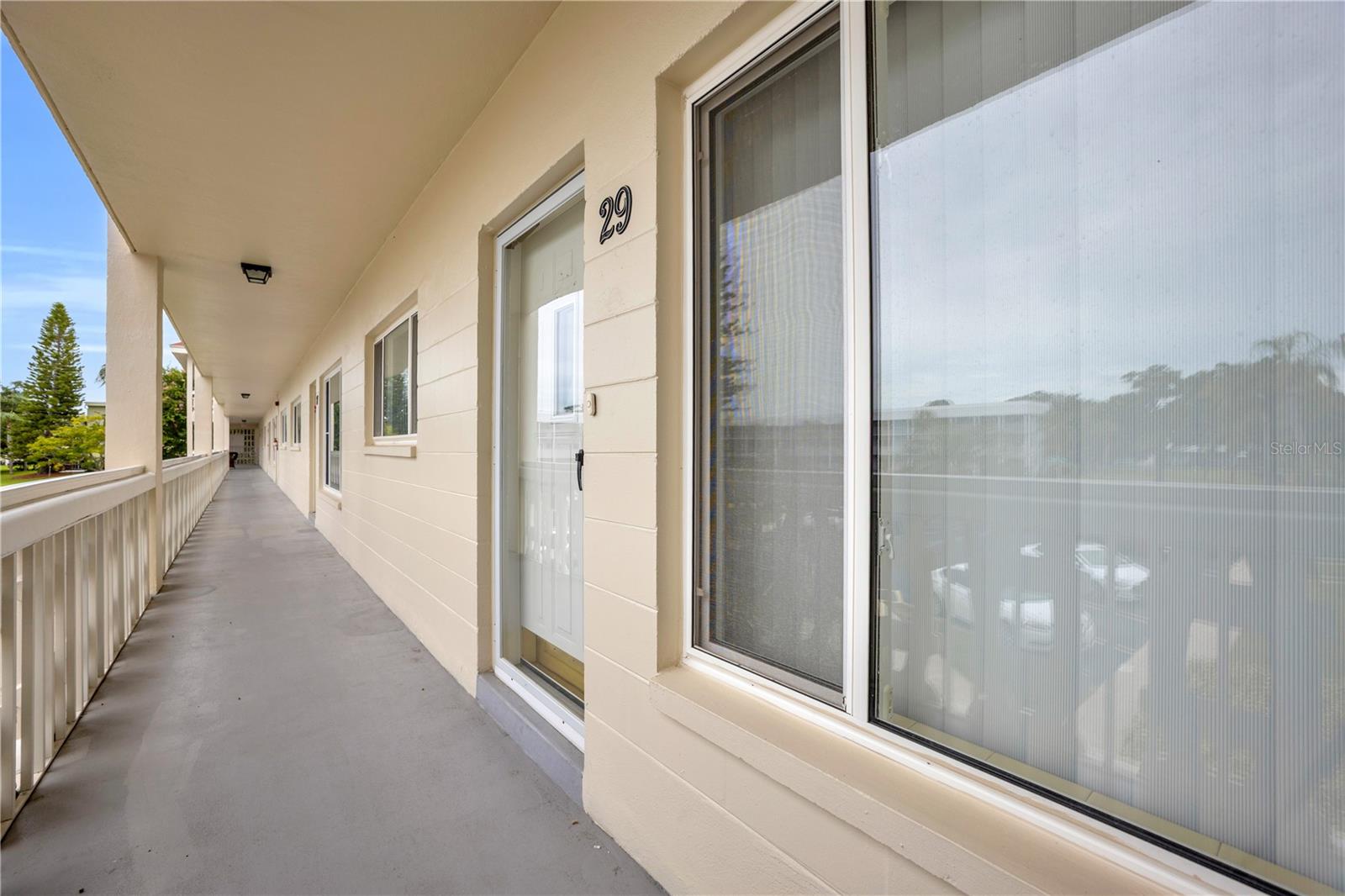 2nd floor front entrance