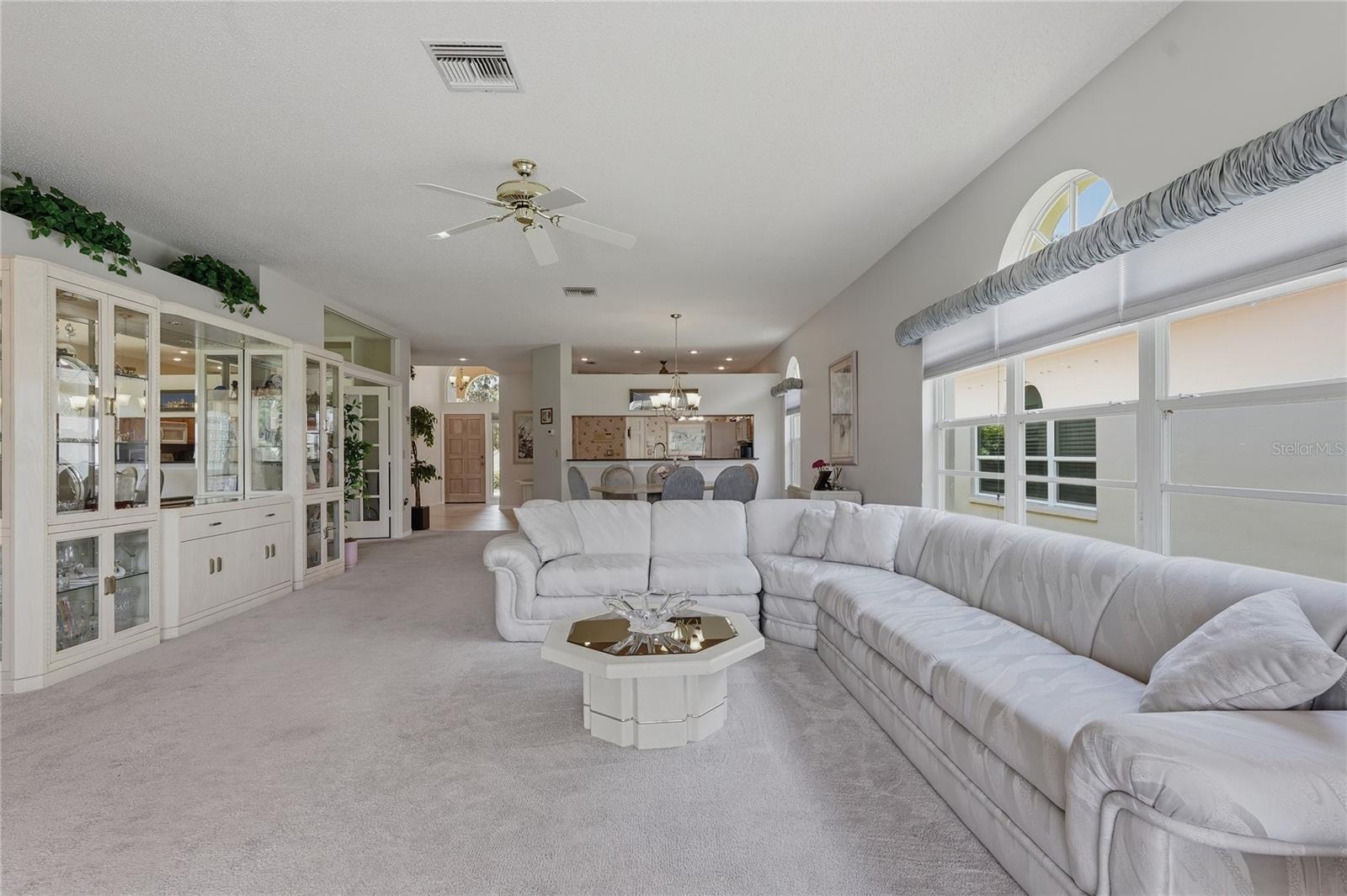 Living Room / Dining Room