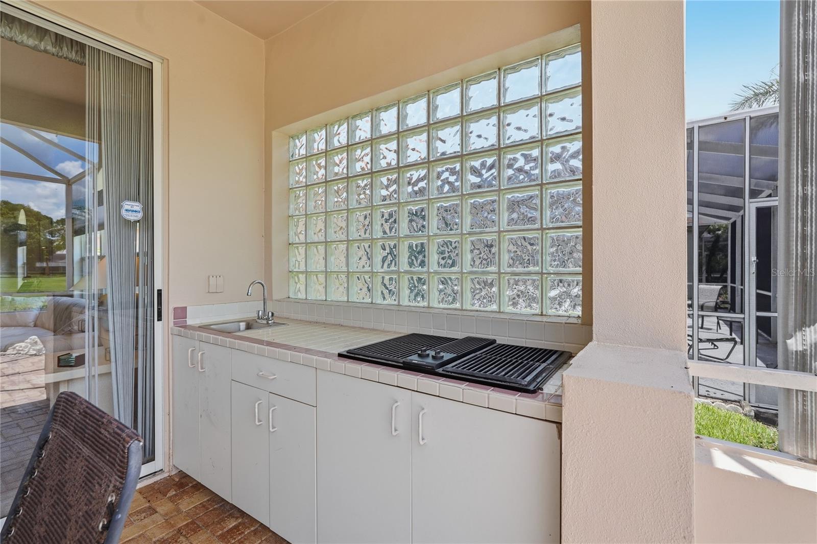 Lanai / Out Door Kitchen
