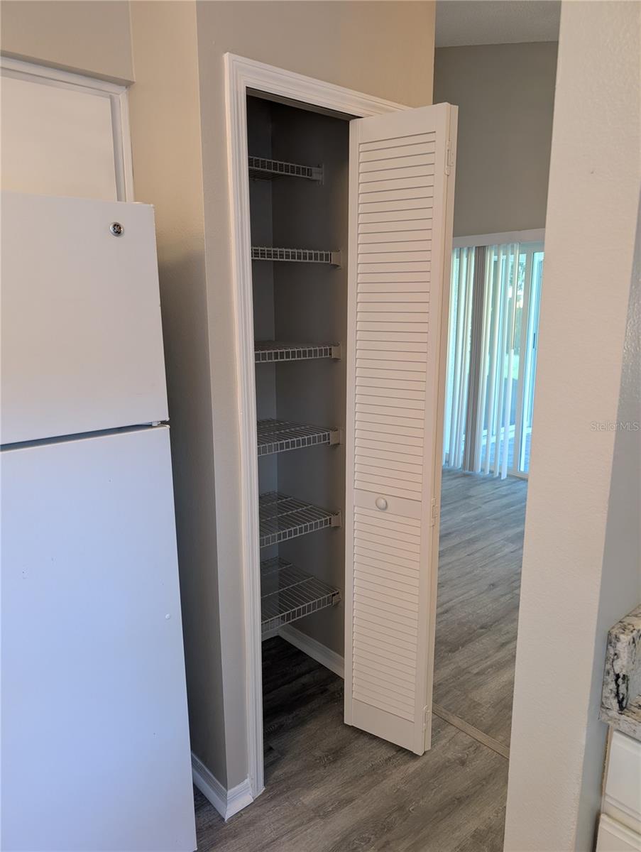 Kitchen pantry