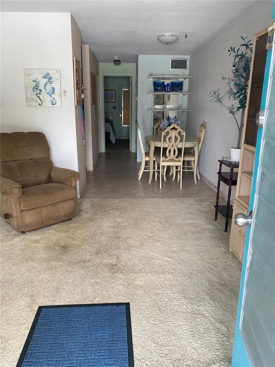 Living Room/Dining Room