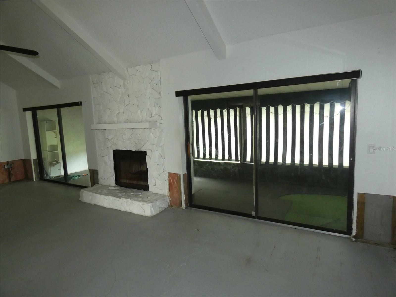 W7887821