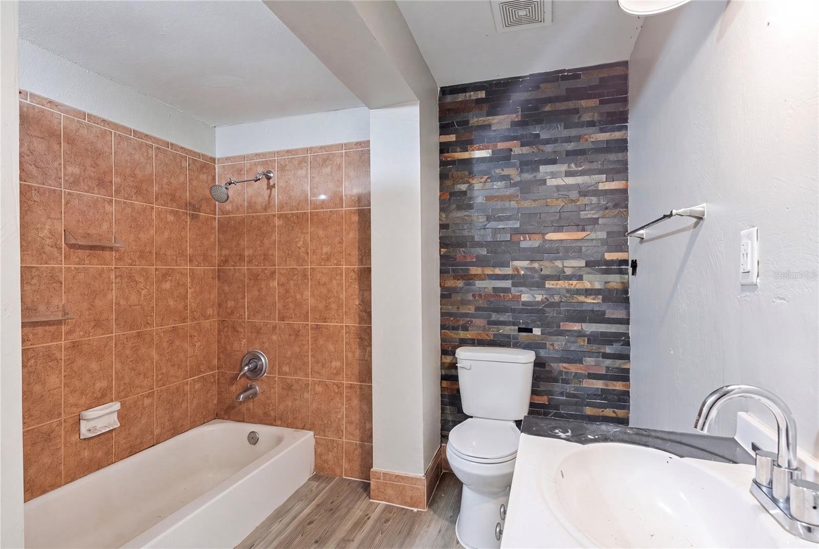 3rd bathroom in additional side bedroom