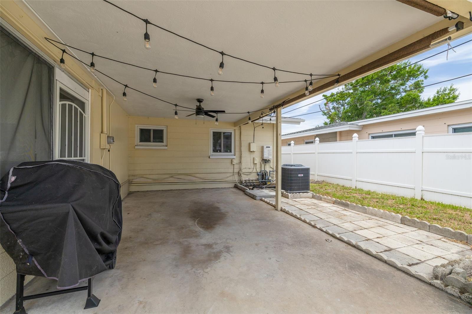 Carport