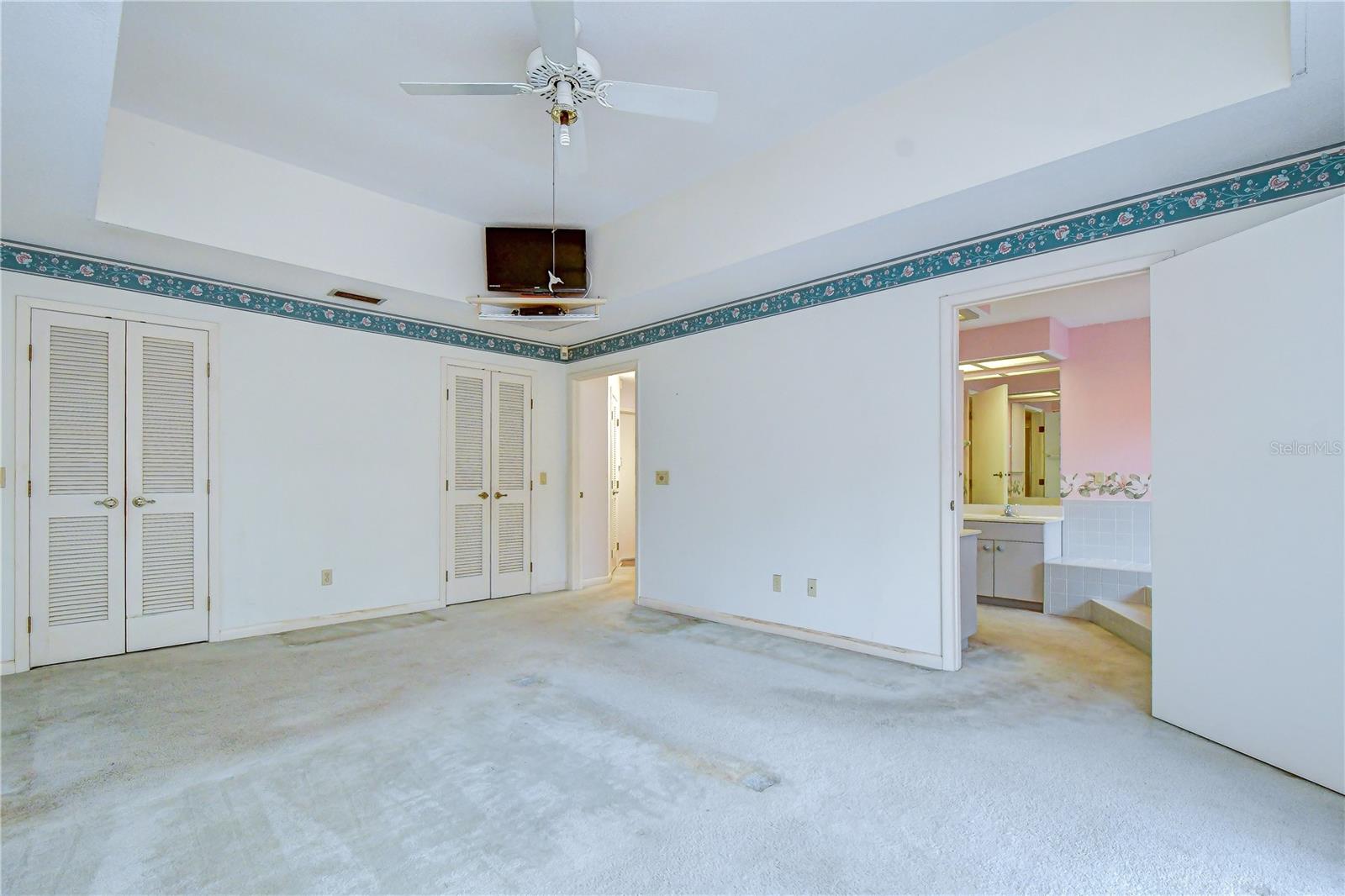 Primary Suite Alternate View