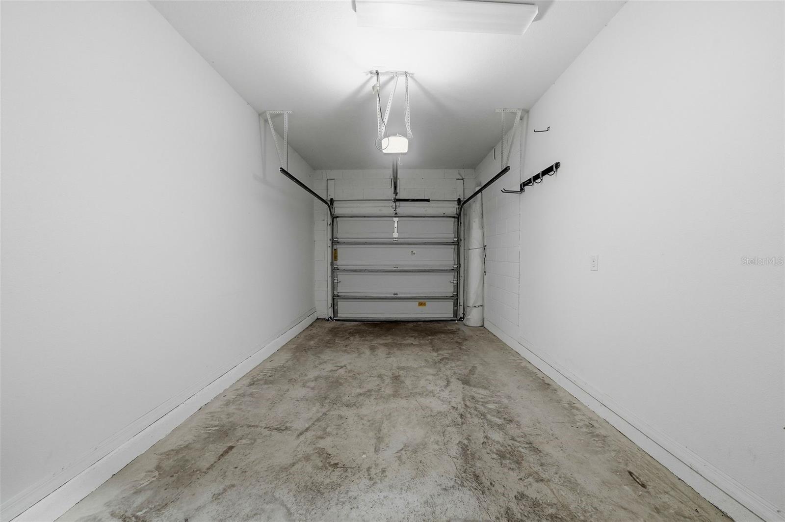 It's so super convenient to have an attached 1 car garage