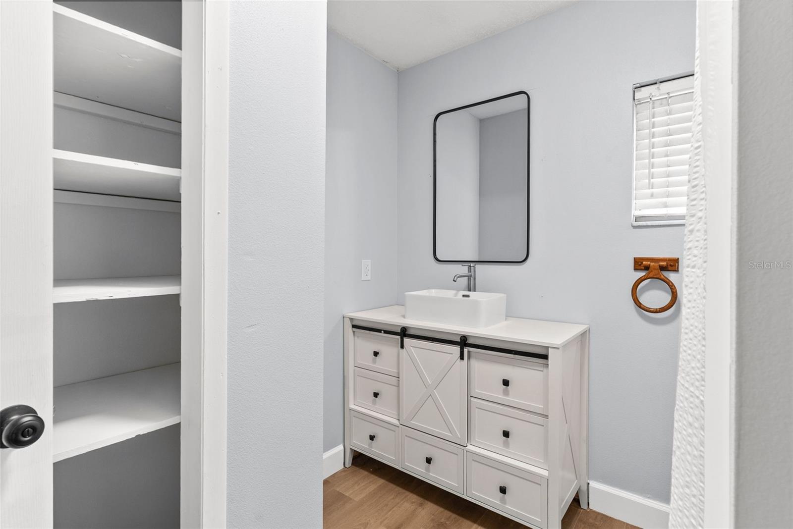 ensuite bath