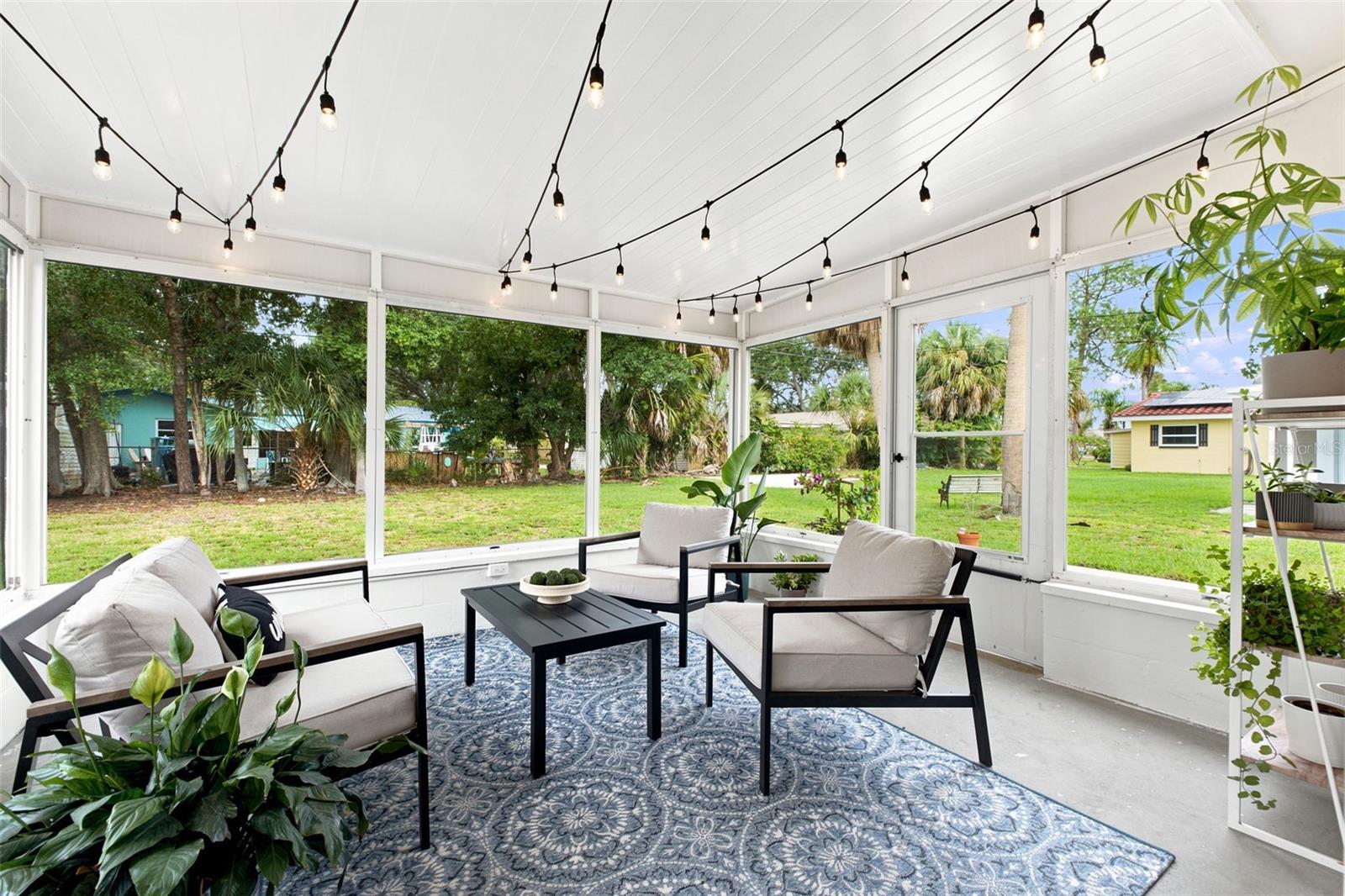 Screened in patio