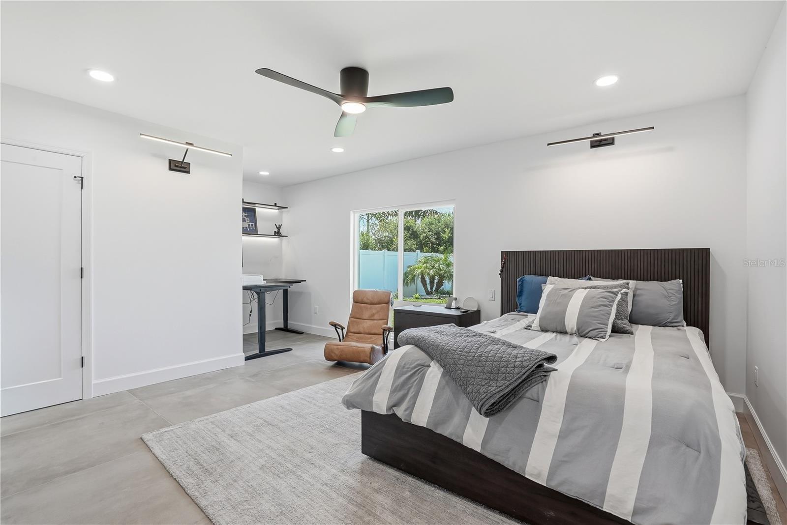 Light and Bright Guest Room