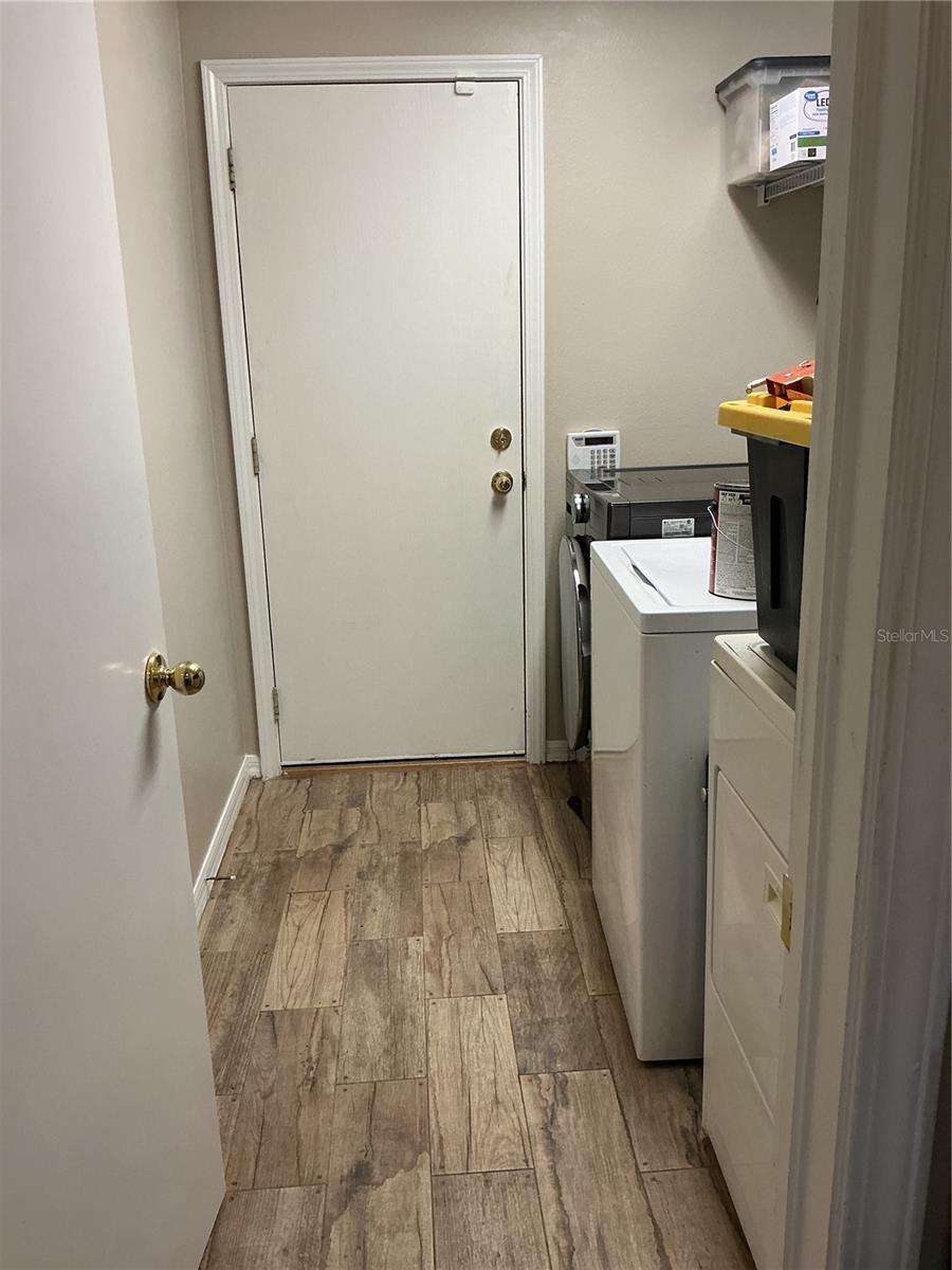 TB8531313