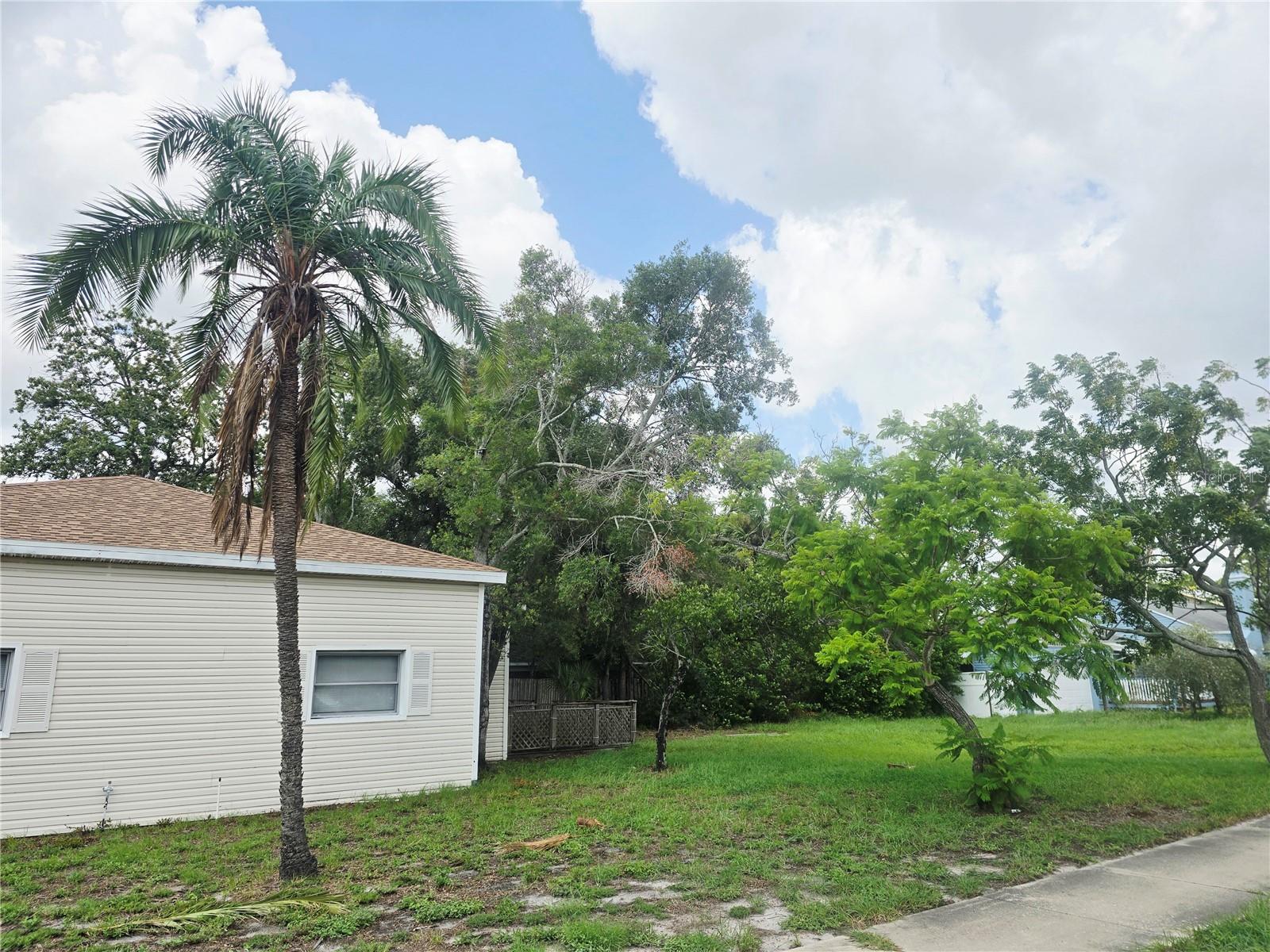 Double lot with room to expand