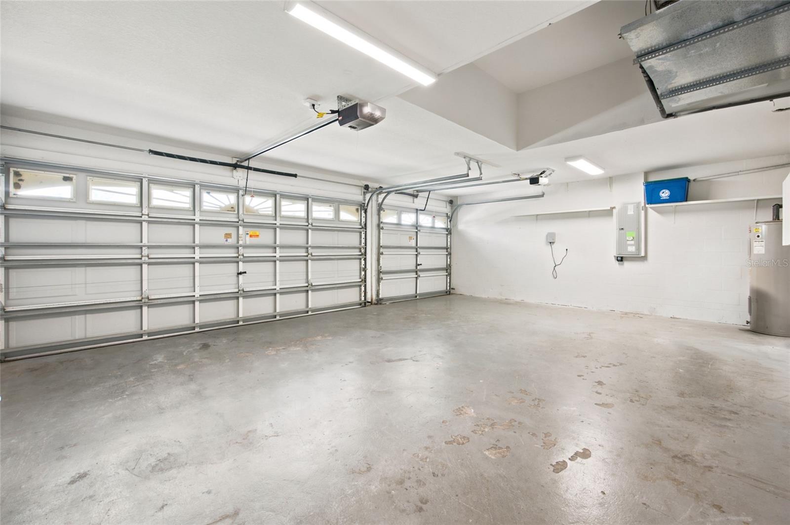 3 Car Garage