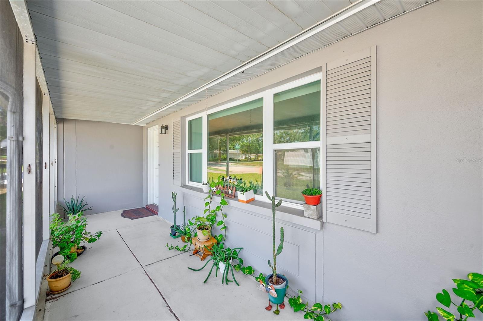 Screened front porch