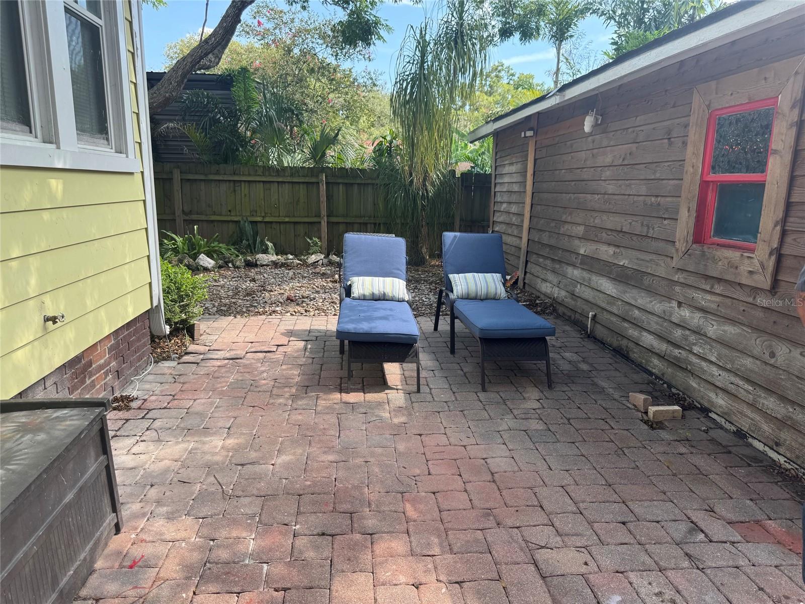 Plenty of privacy and room for sunbathing