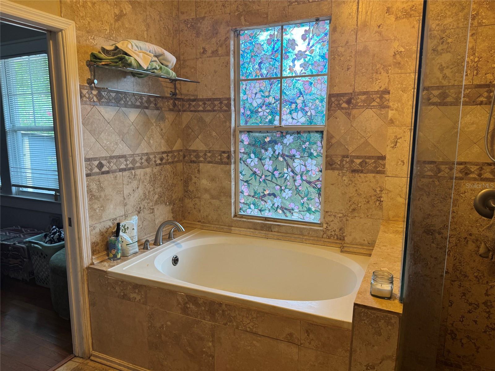 Garden tub in primary bathroom