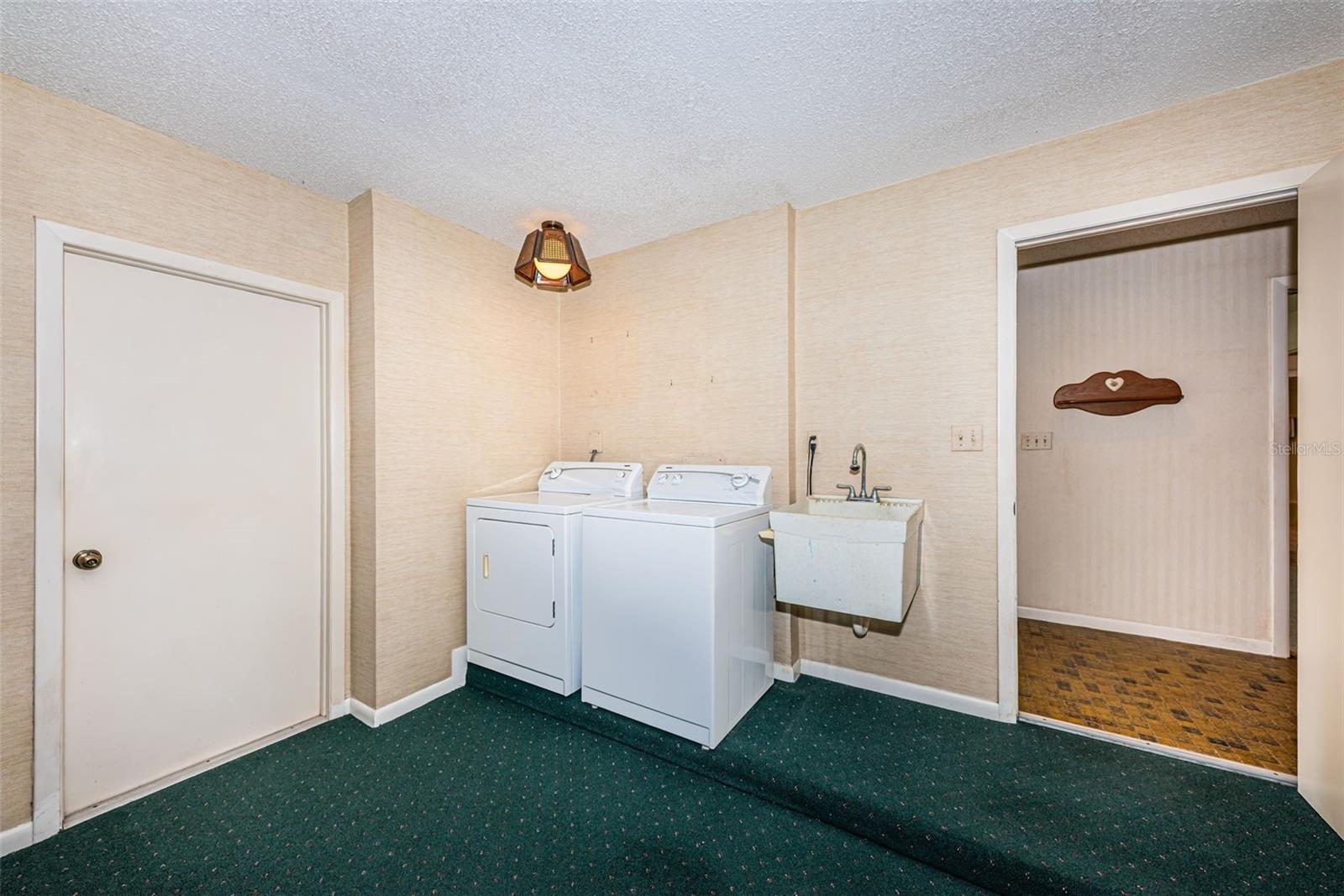 Game room/laundry - garage conversion