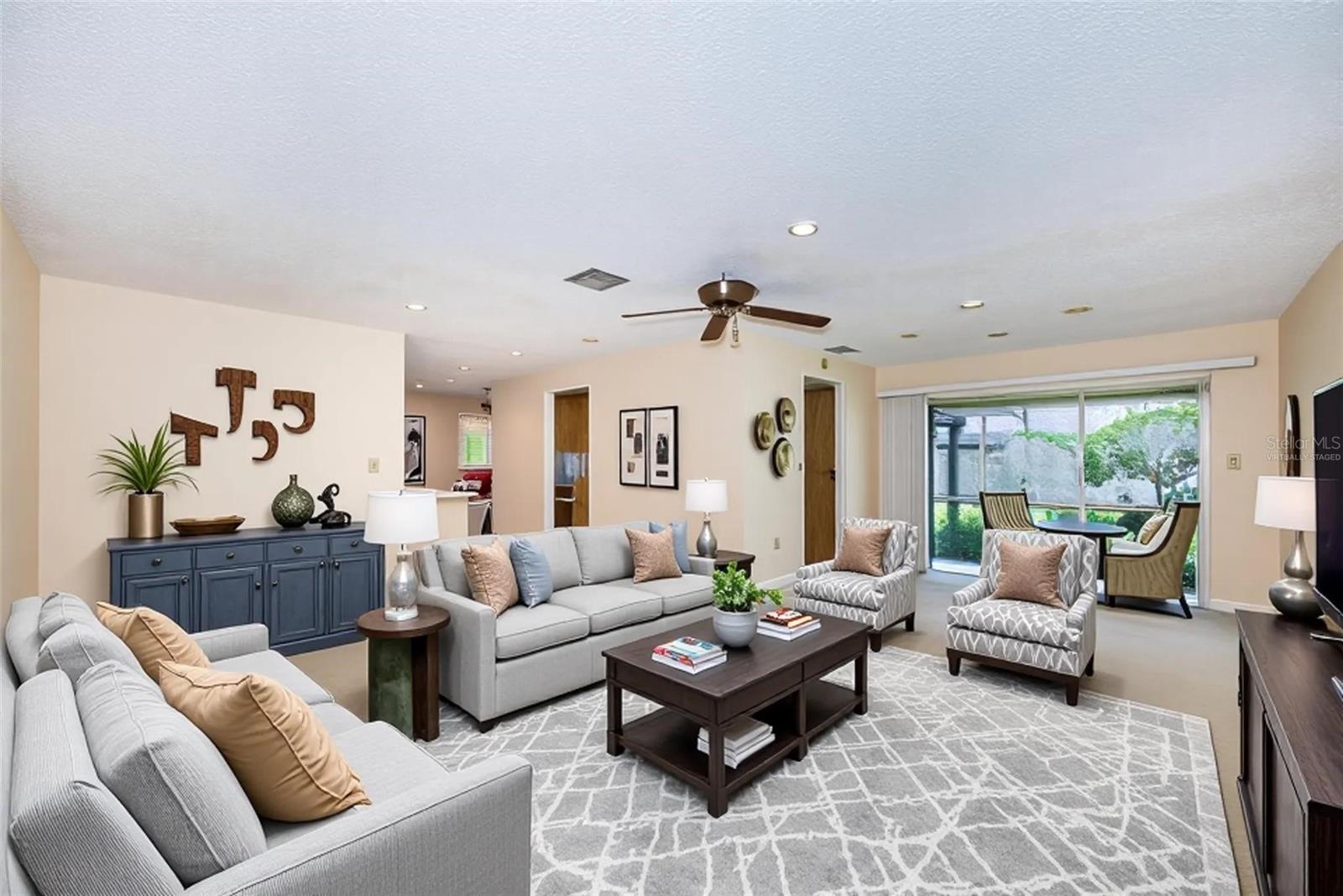 Living/dining virtually staged