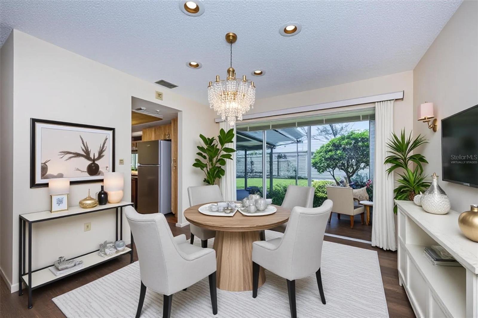 Dining room virtually staged