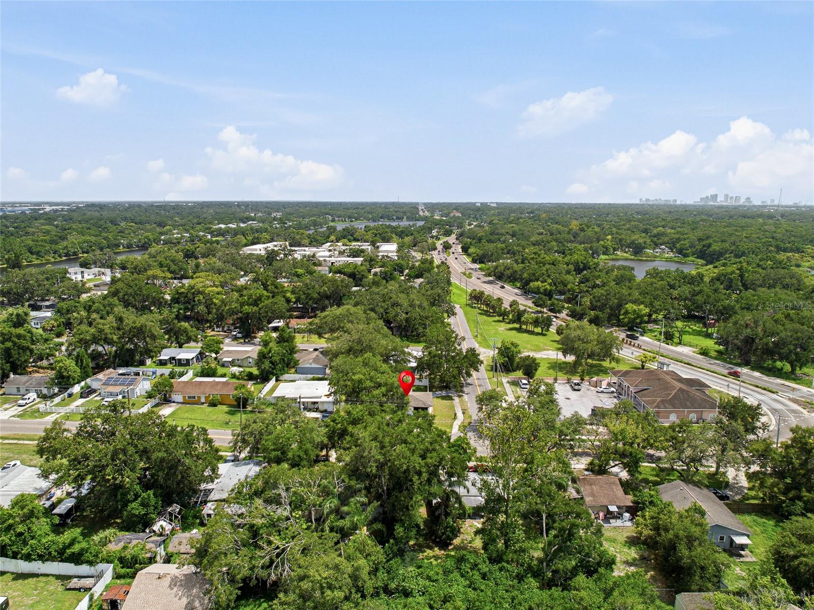 TB8531558