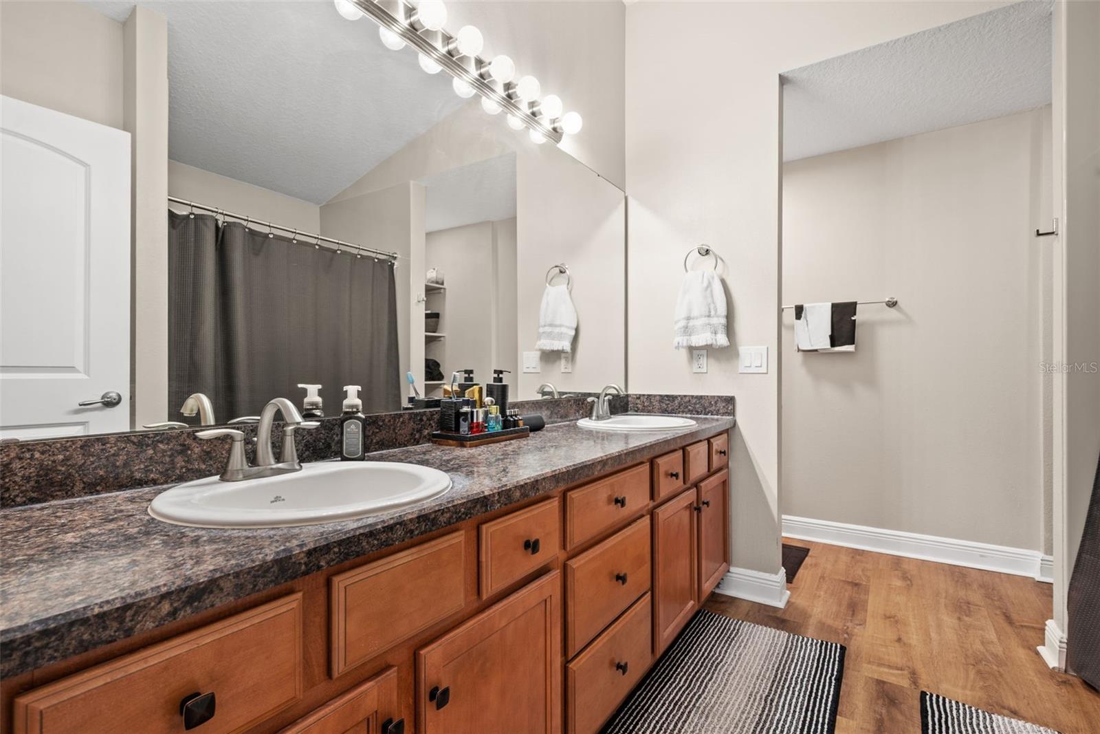 Primary Bathroom/Dual sinks