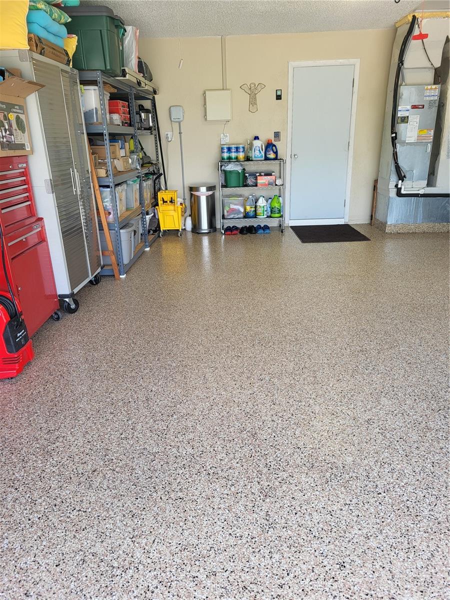 Garage floor with epoxy
