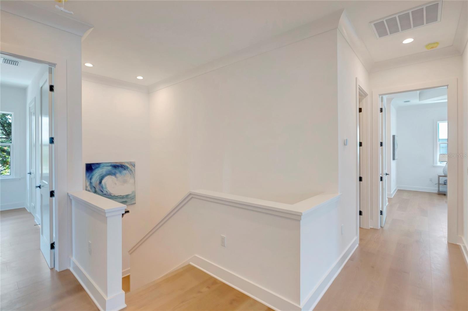 TB8531821