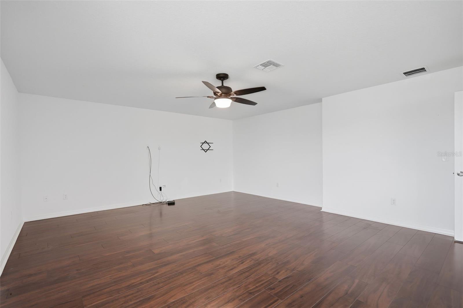 Large 5th bedroom perfect for a media room