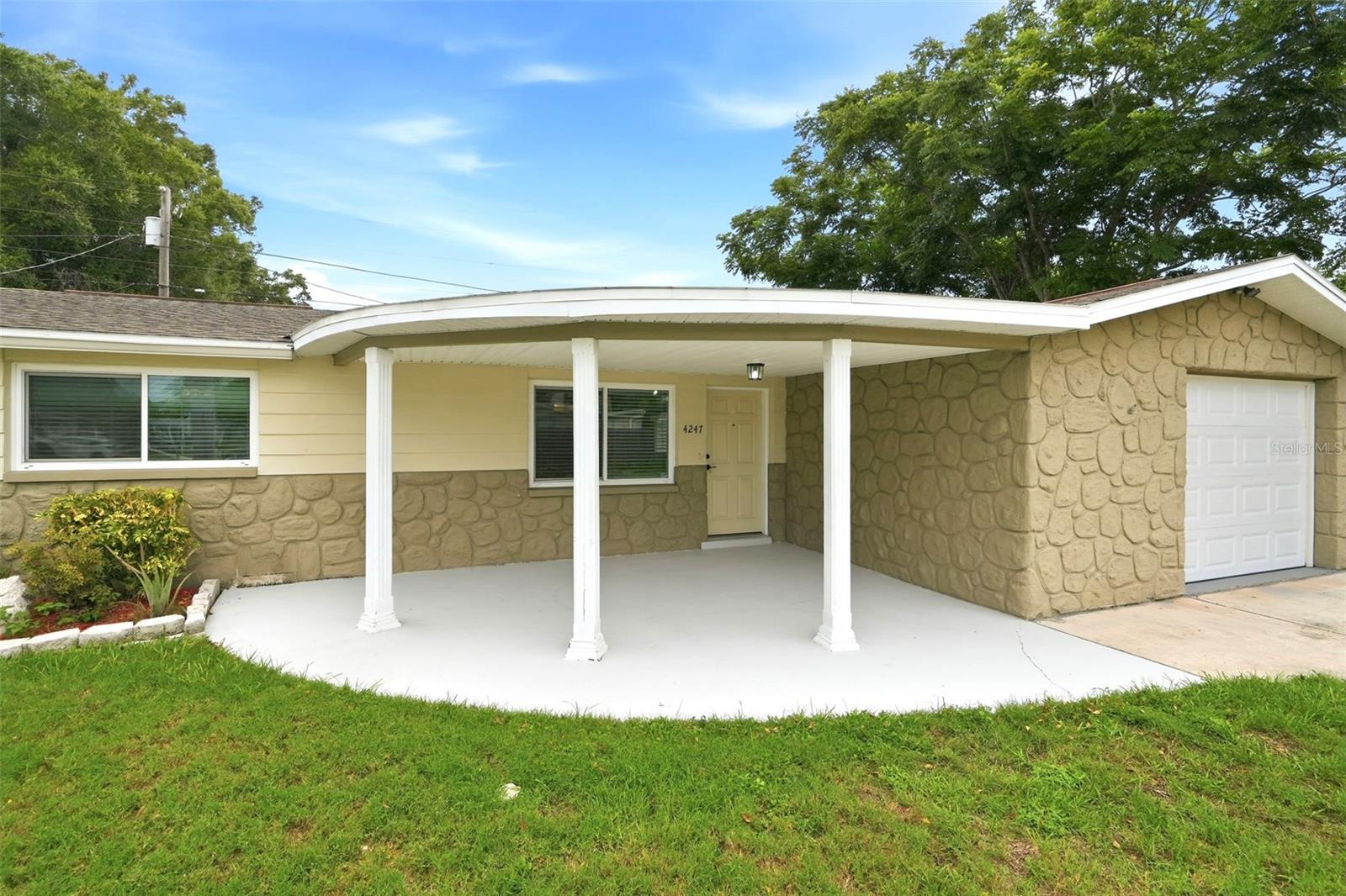Beautiful entry and covered front porch to enjoy!