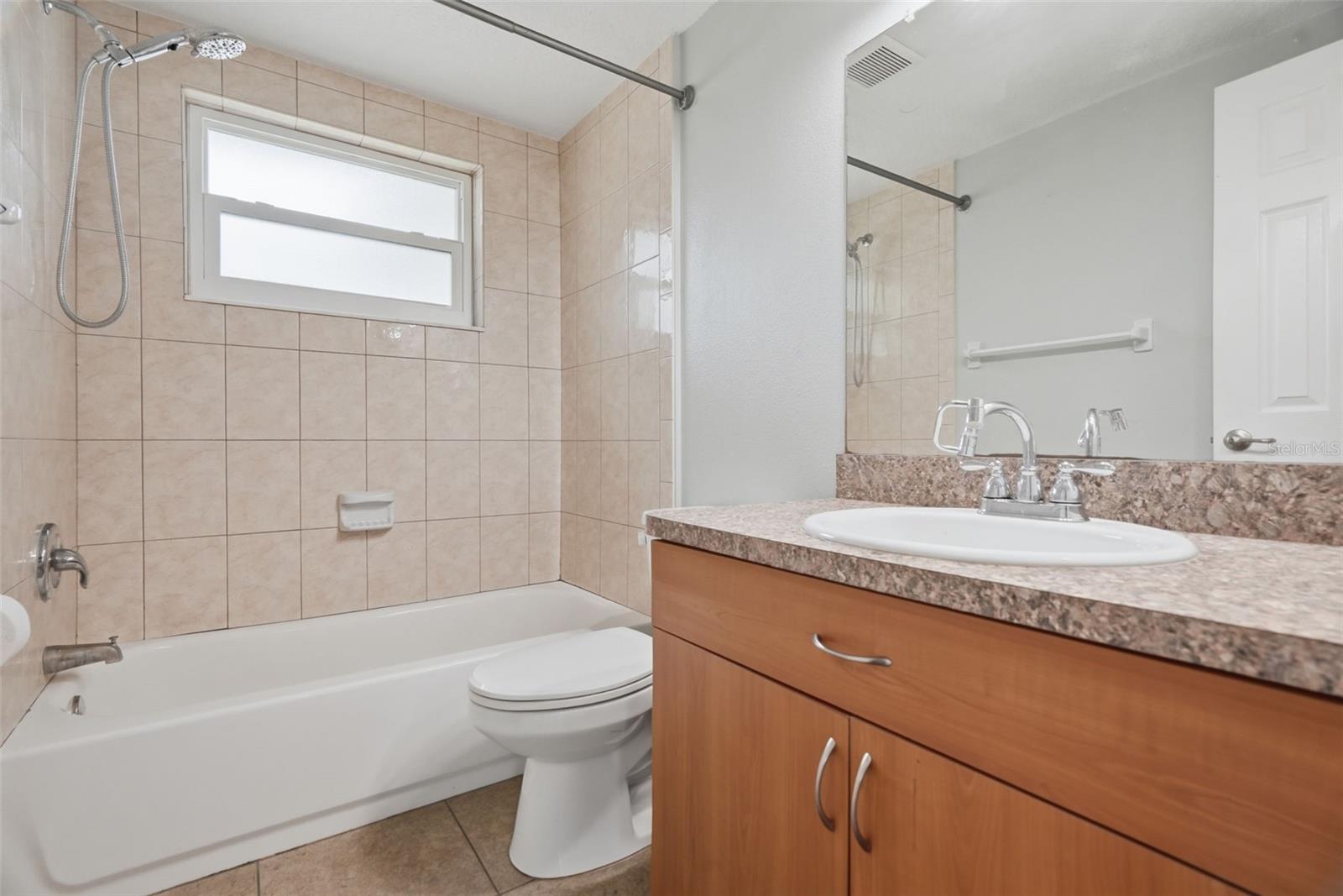 Full Bathroom