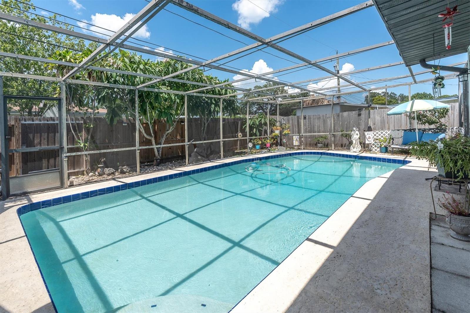 Very nice screened in pool
