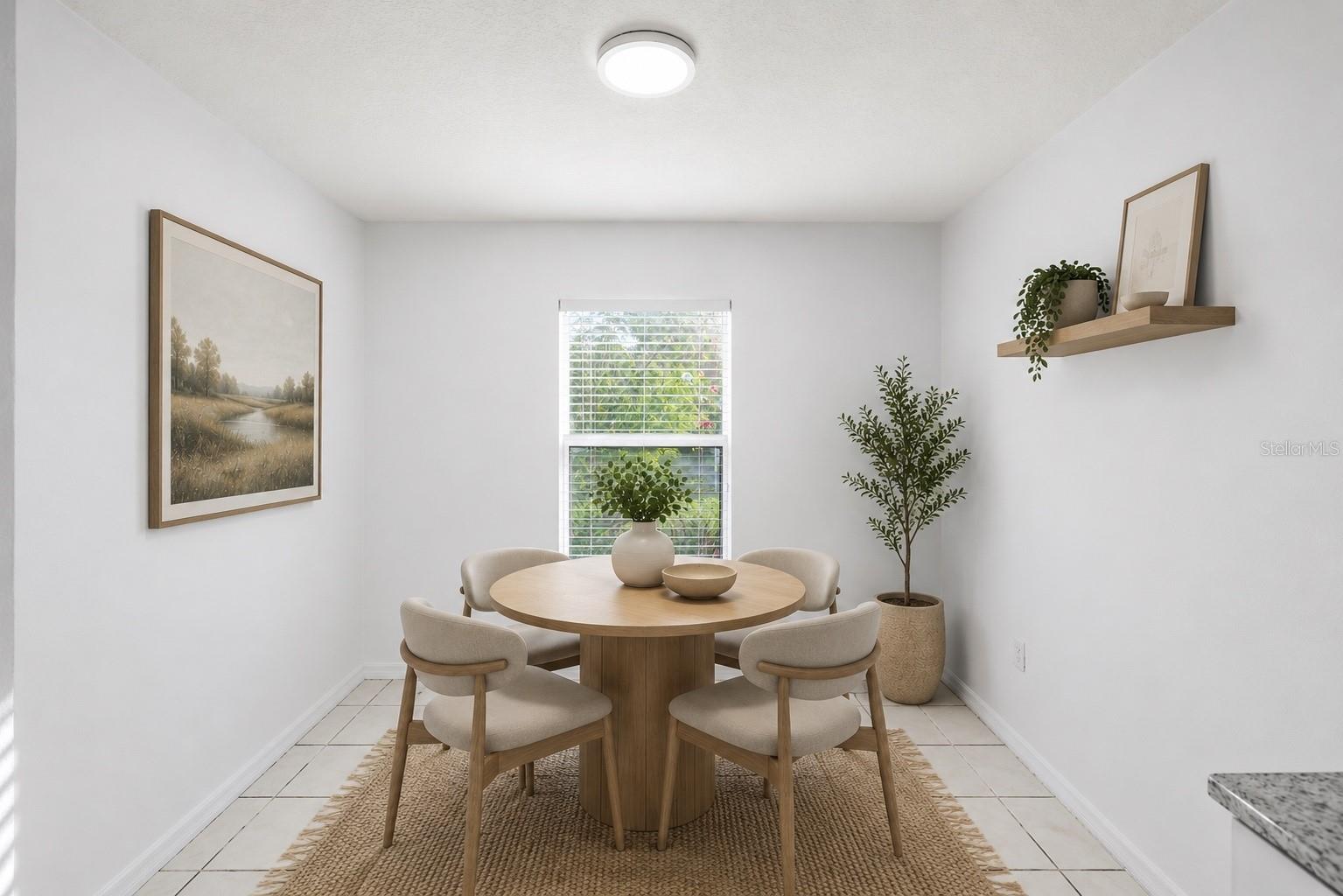 Eat-in Kitchen Dining Space