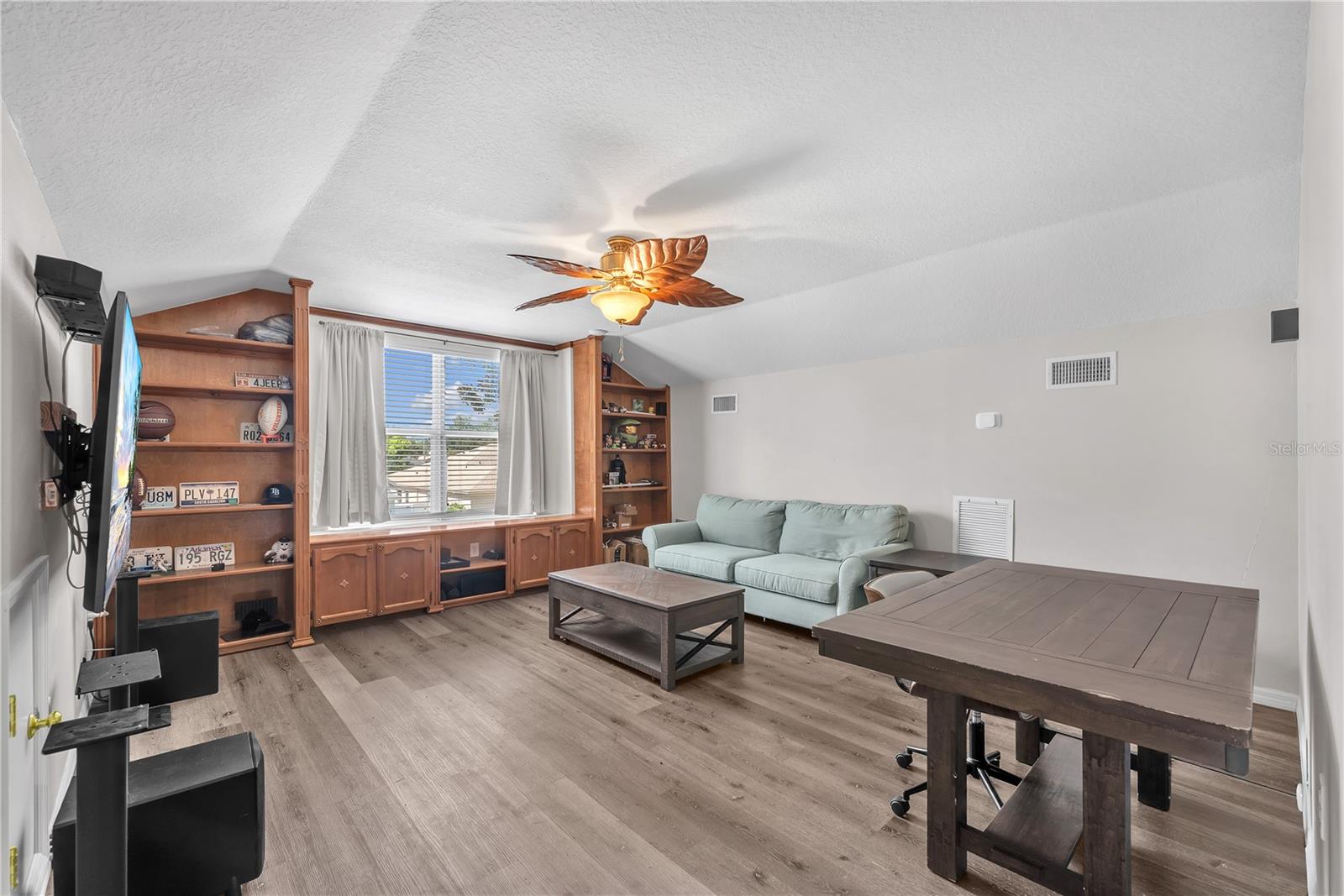 bonus room