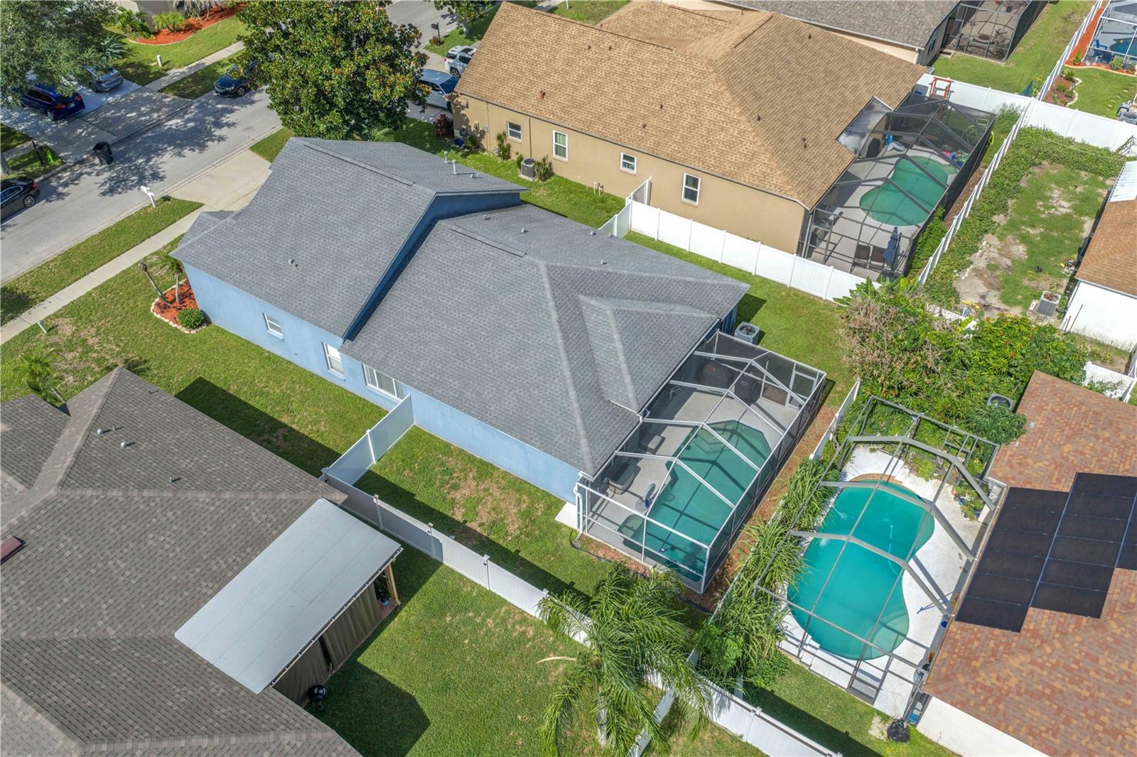 TB8532208
