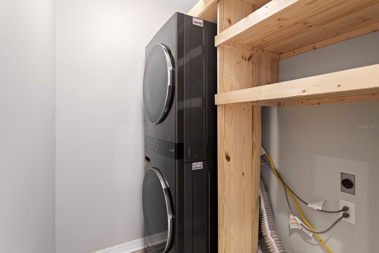 Stacked Washer and Dryer with Storage Space