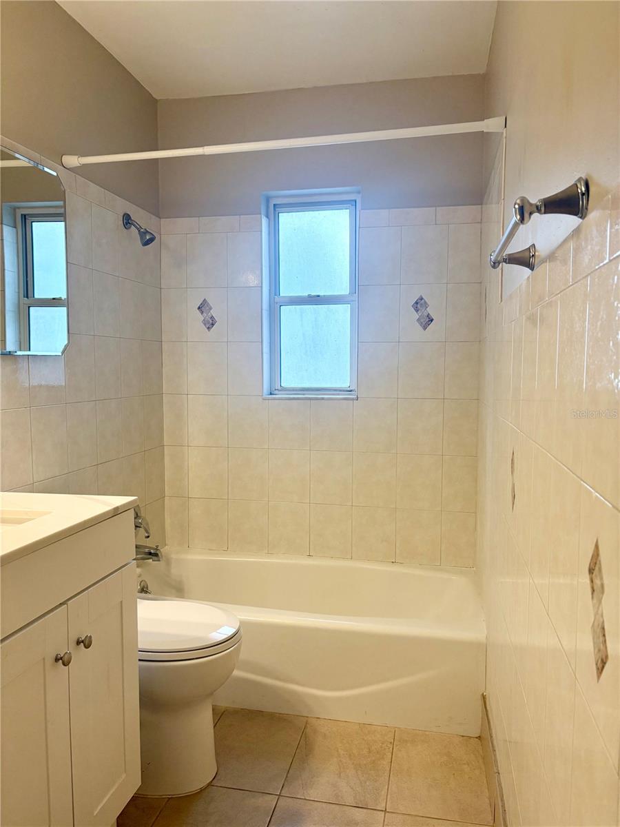 Second/guest Bath with double sink
