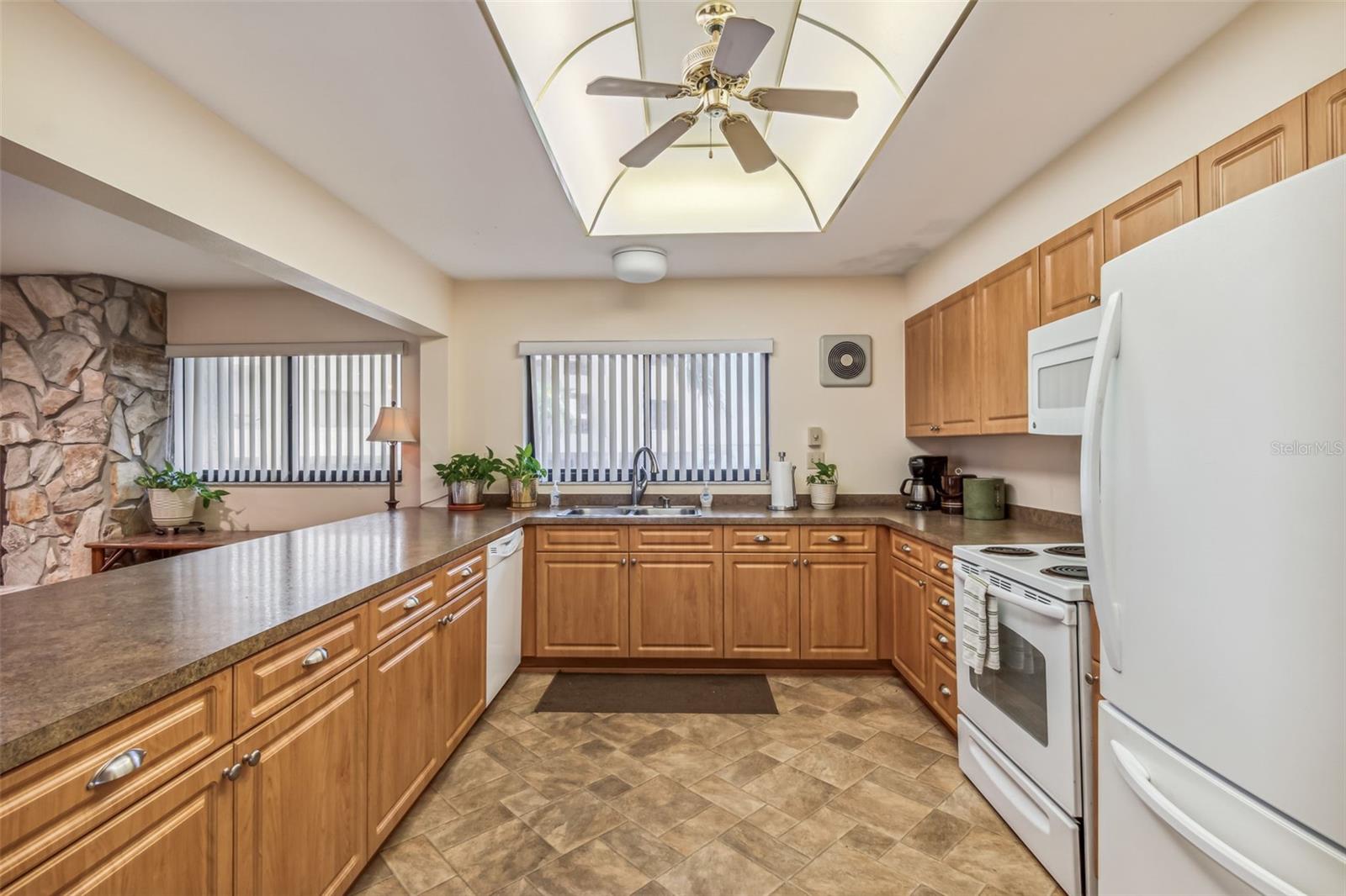Community Room + Kitchen