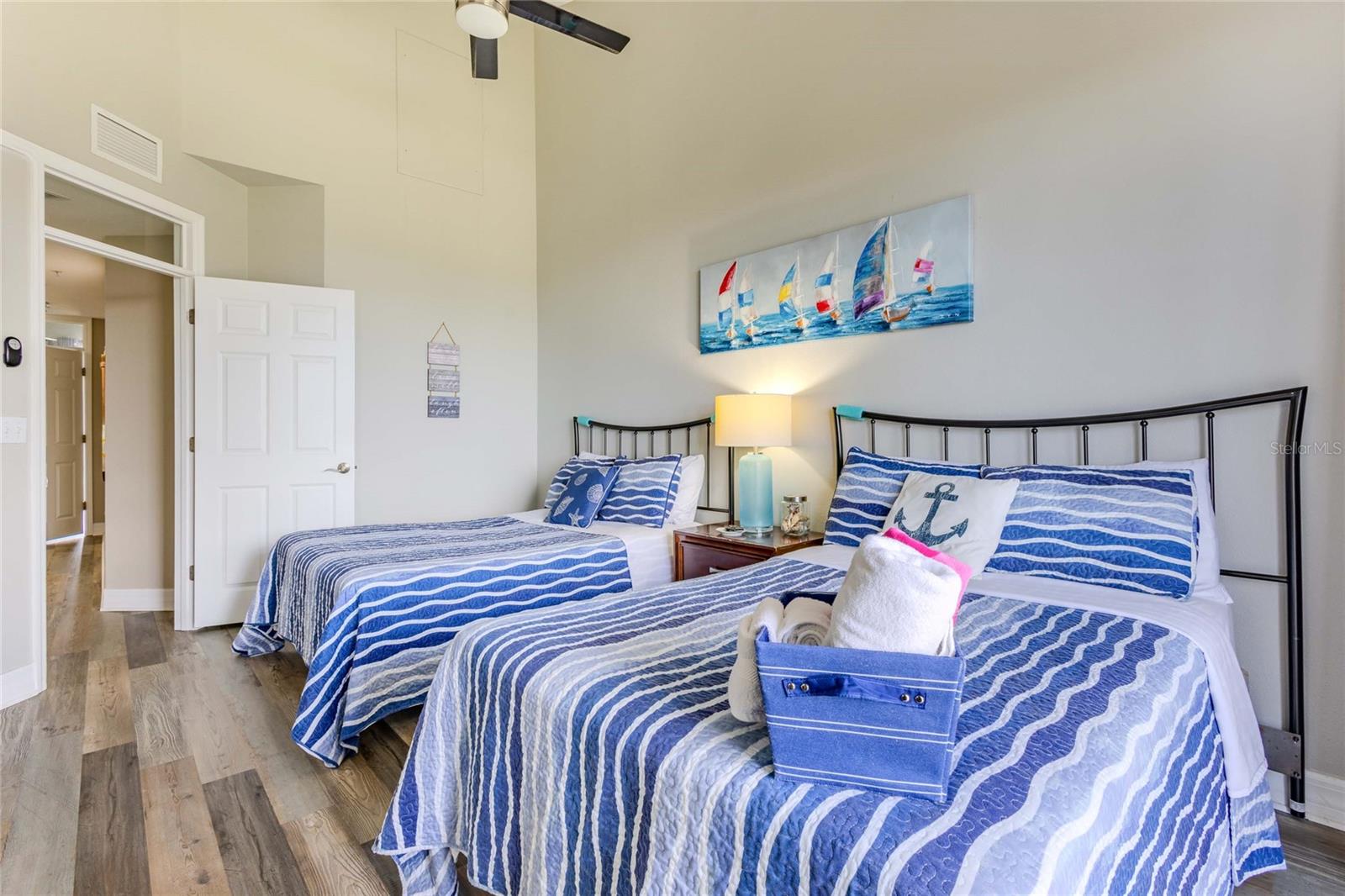 3rd Floor Bedroom 2 Entry