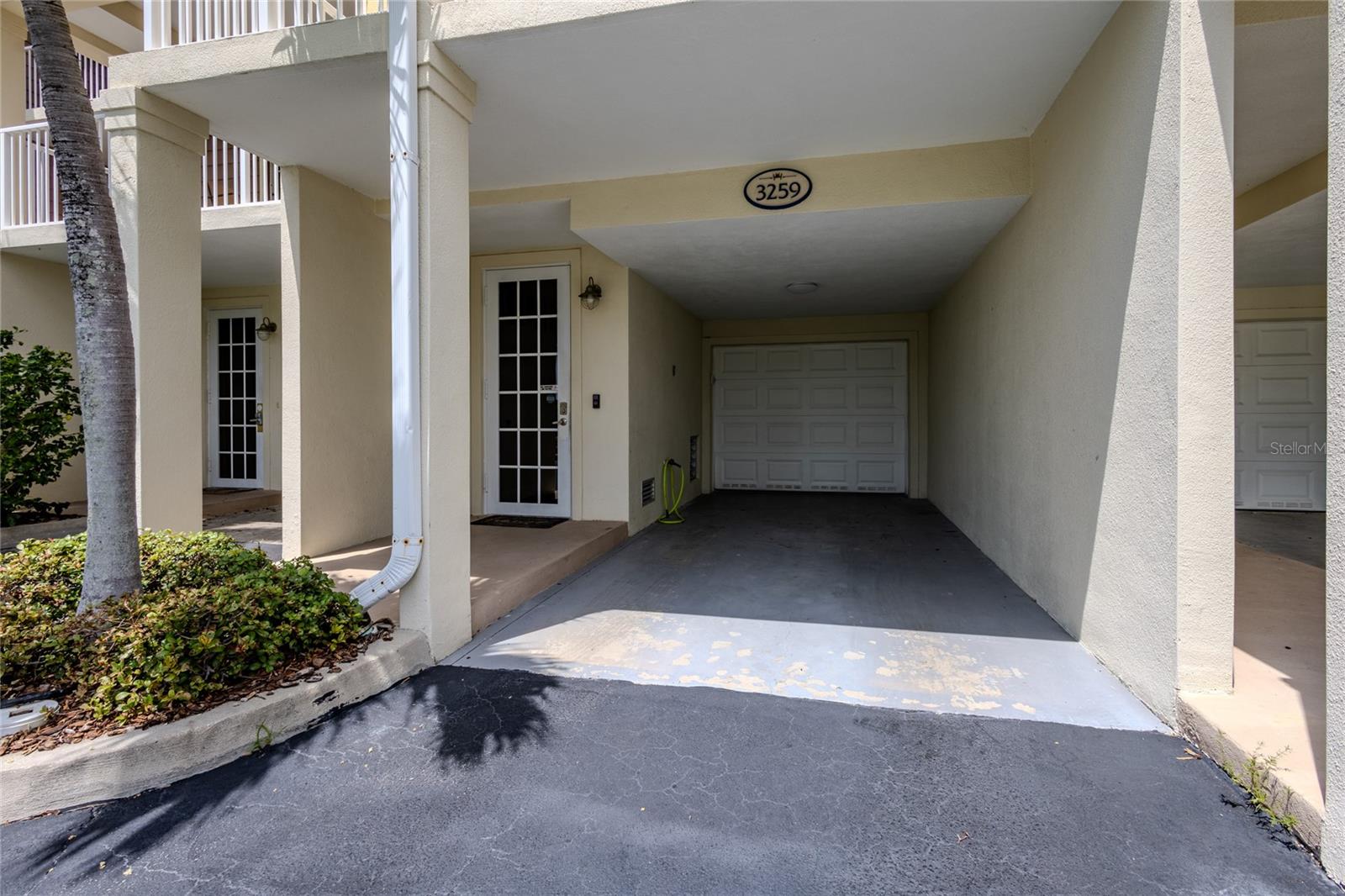Garage, Carport Tandem Parking