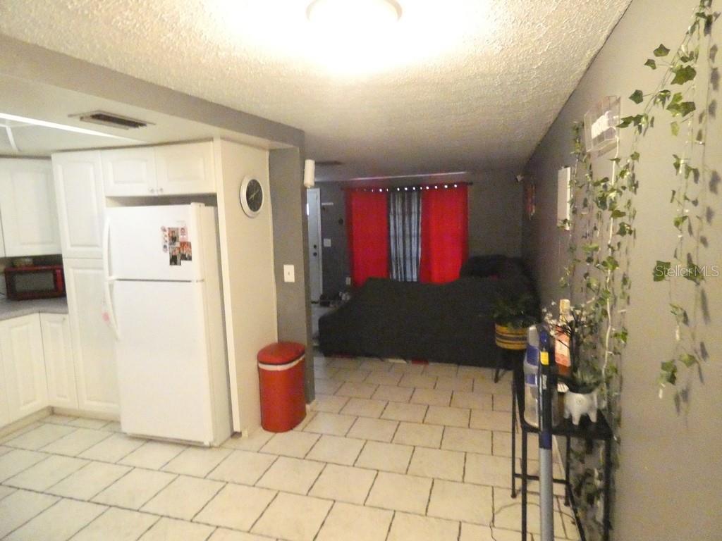 W7887957