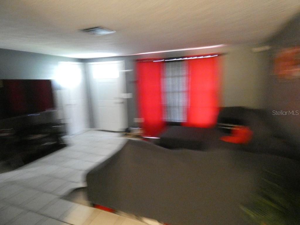 W7887957