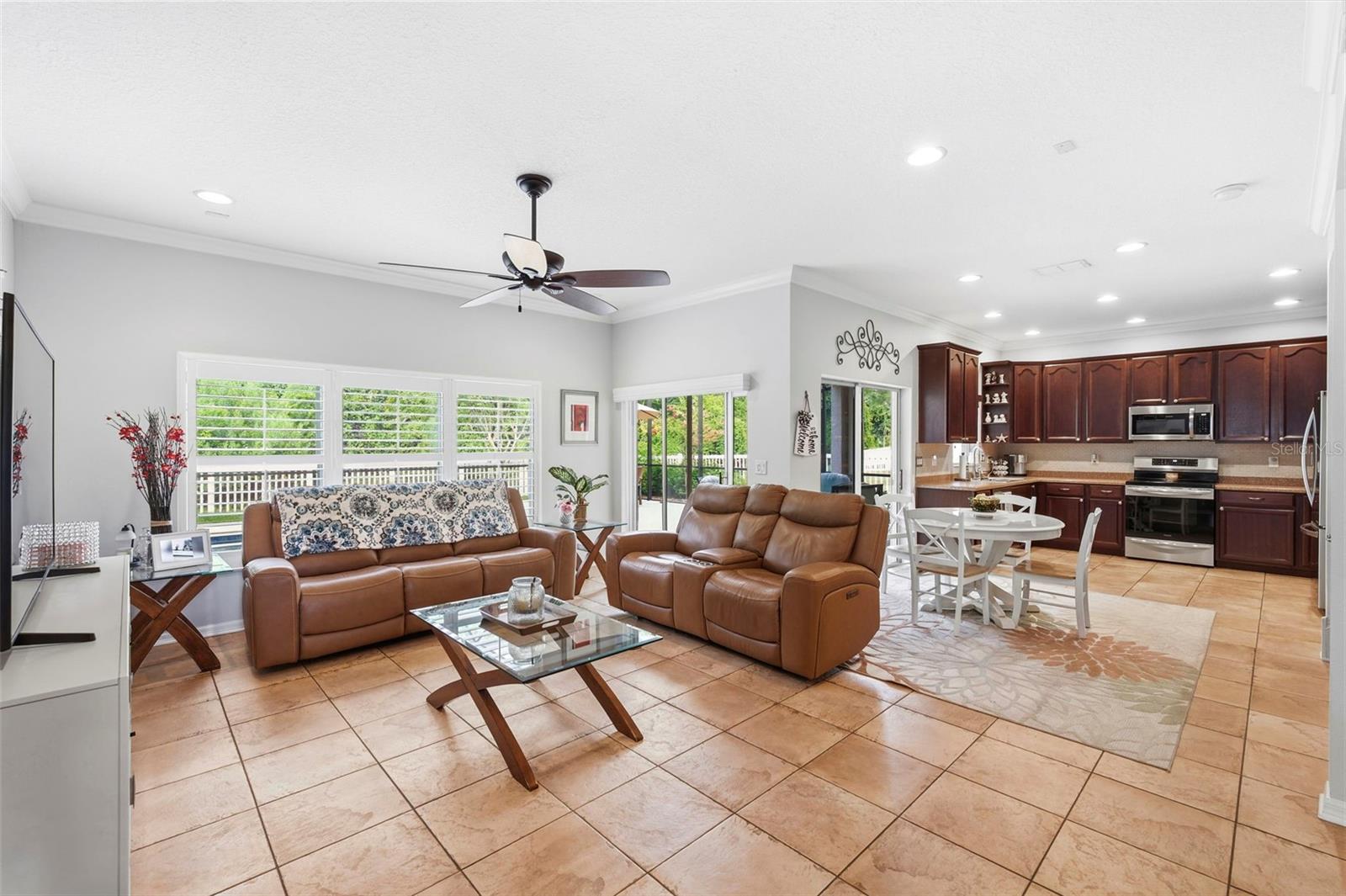 Large family room for get togethers.